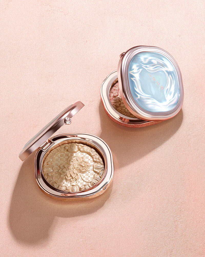 Twin-Lotus Relief Luminous Glow Highlighter