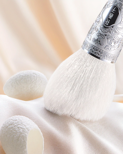 IMPRESSIONS OF MIAO - Crystal Makeup Brush